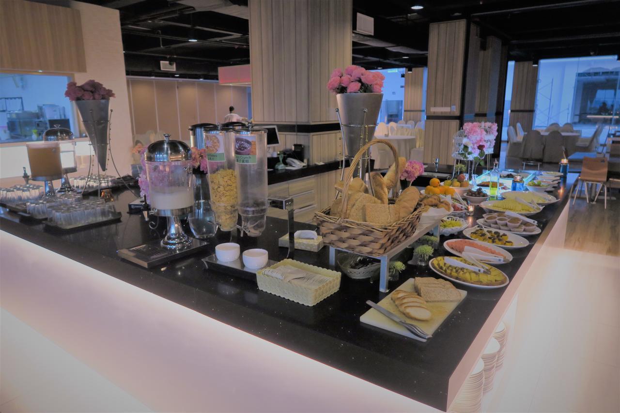 Hotel Langkasuka Langkawi Kuah Dış mekan fotoğraf