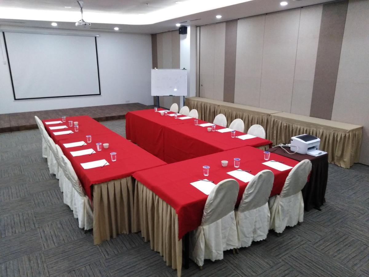Hotel Langkasuka Langkawi Kuah Dış mekan fotoğraf